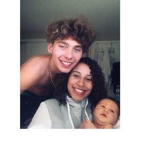 Meet your Posher, Jade